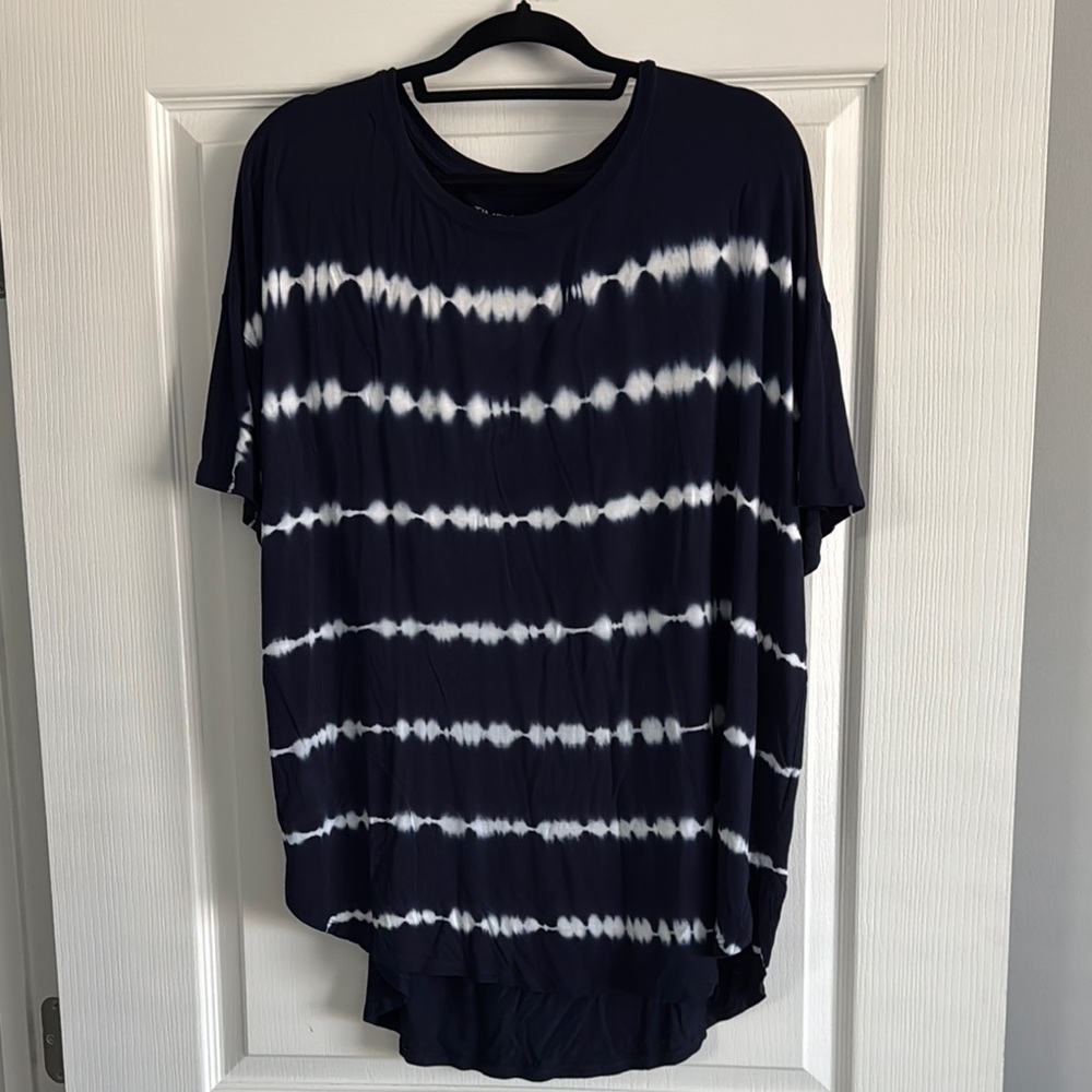 Navy and White Tie-Dye Top XL Women’s
